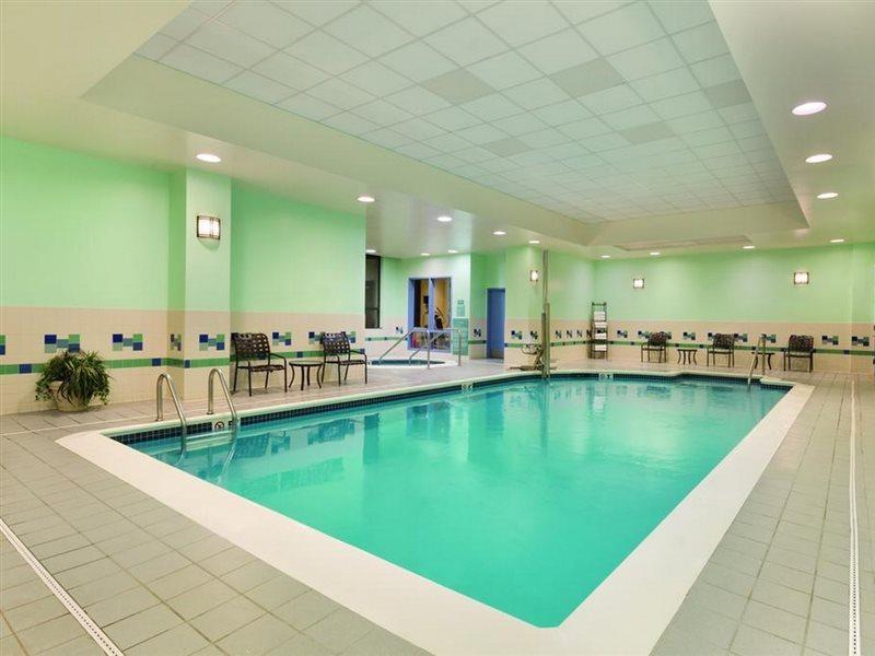 Hilton Garden Inn Вустер Экстерьер фото