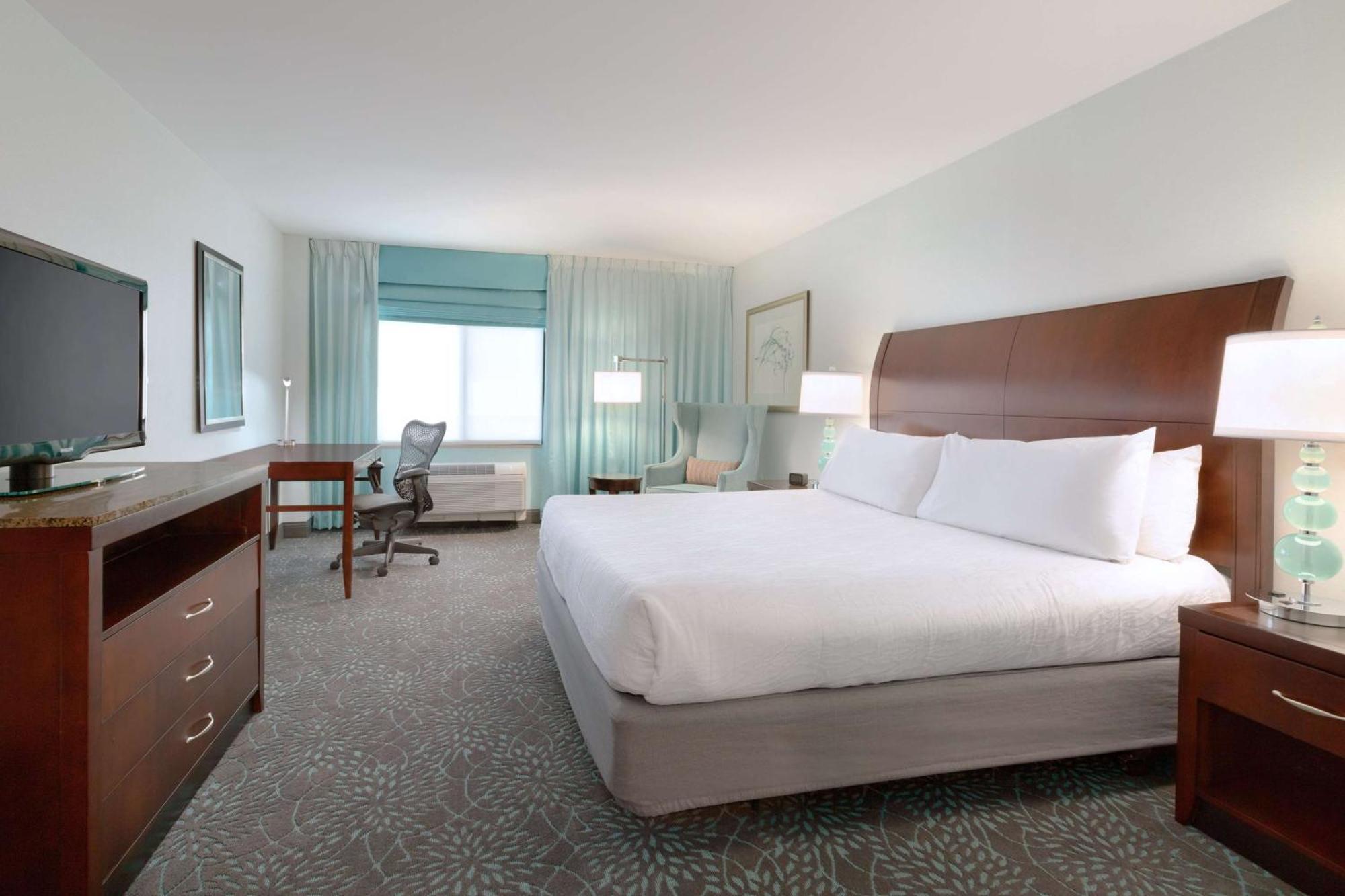 Hilton Garden Inn Вустер Экстерьер фото
