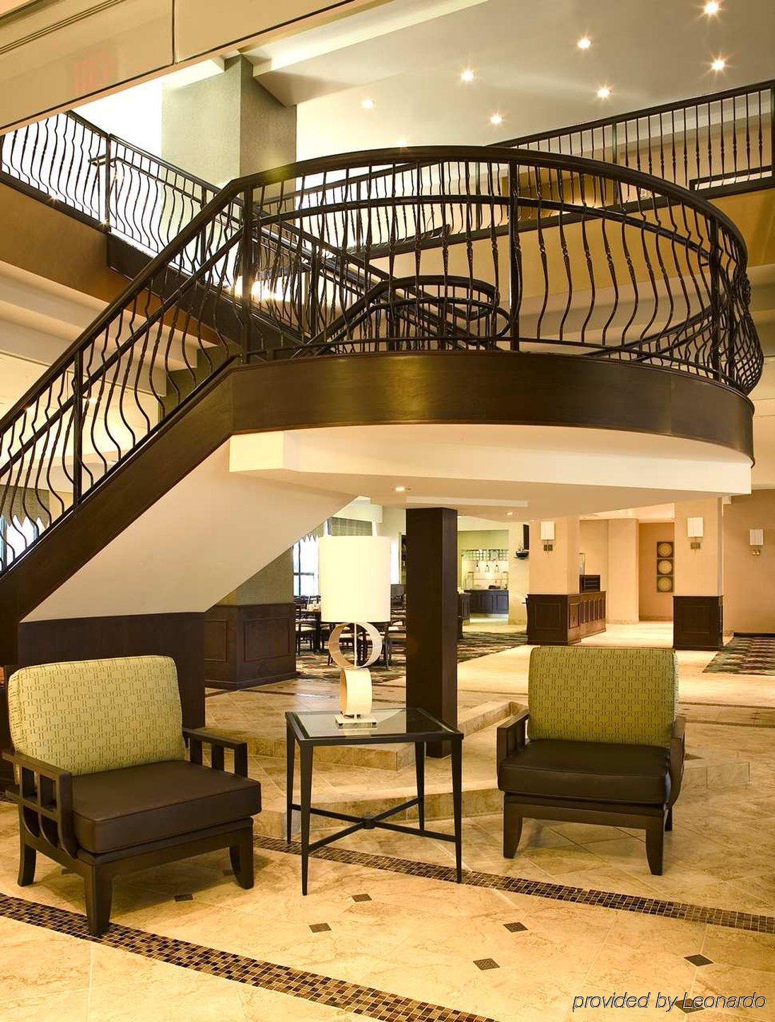 Hilton Garden Inn Вустер Интерьер фото