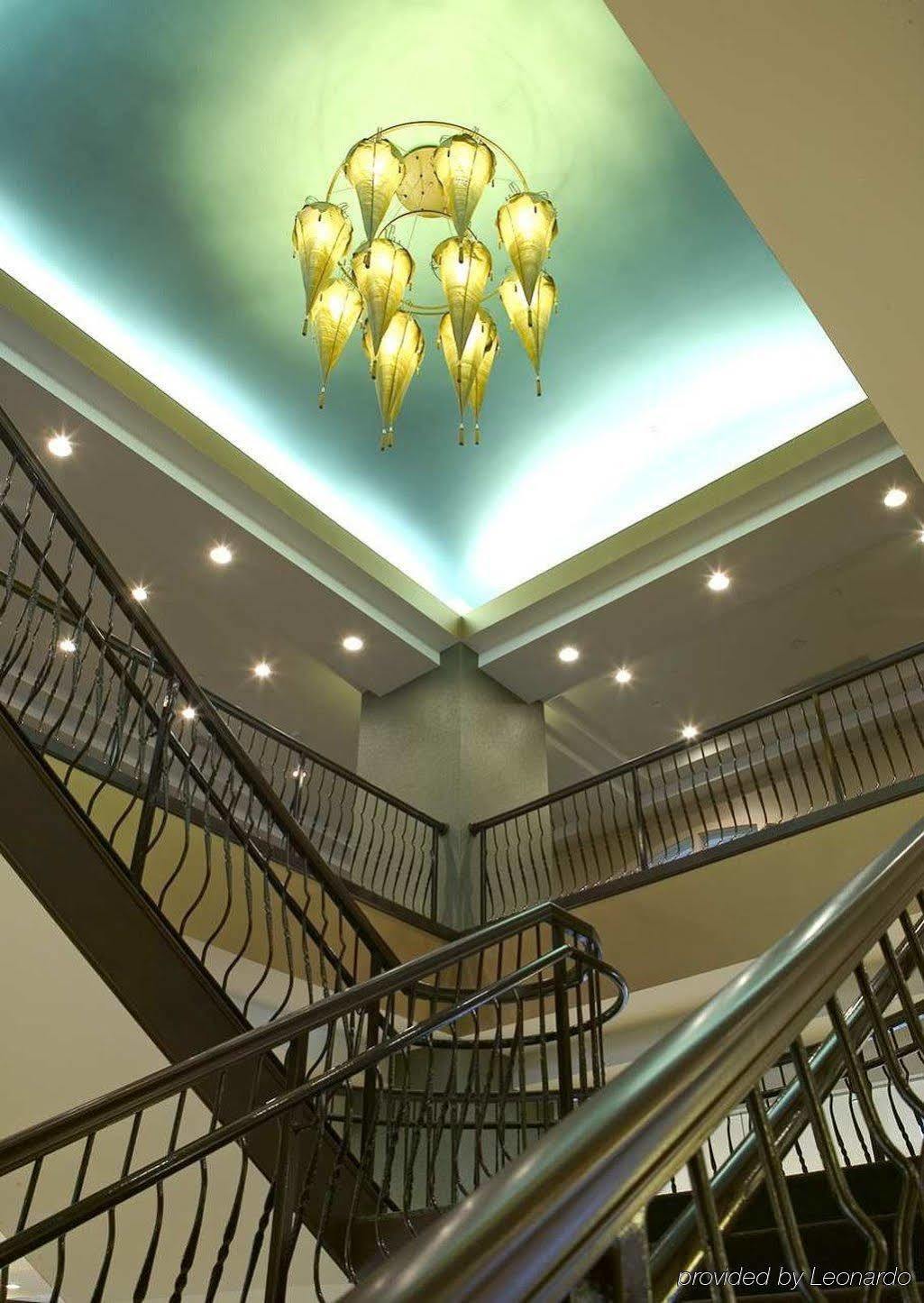Hilton Garden Inn Вустер Экстерьер фото