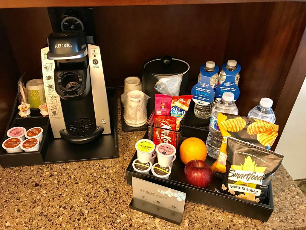 Hilton Garden Inn Вустер Номер фото